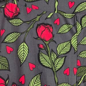 LuLaRoe Rose Heart Valentine Printed Leggings NEW Tall and Curvy TC Size 12-18